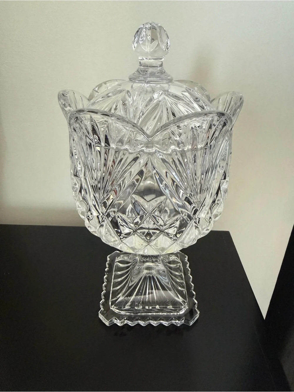 Godinger Shannon Crystal Pineapple Collection Footed Covered Candy Dish Vintage